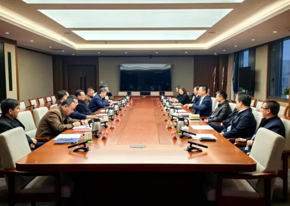 市水务局领导与开云官方版网站登录入口班子成员召开座谈会